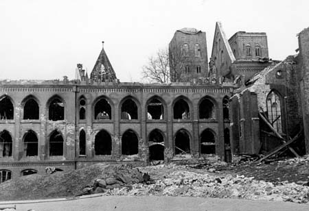 022 Dom Lübeck 1942